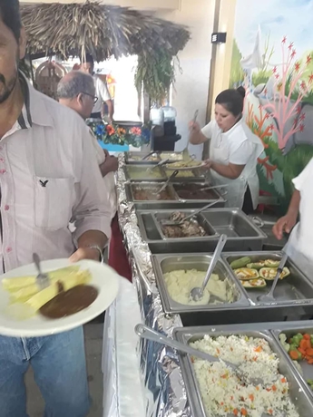 Imagen del bar/restaurante del Hotel Miramar Inn. Foto 5