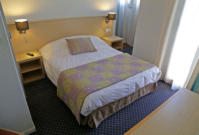 Imagen de la habitación del Hotel Miramar, La Ciotat. Foto 15