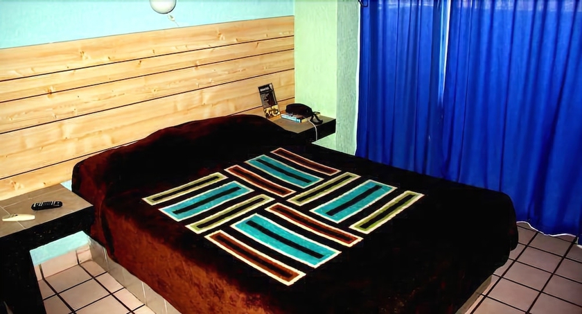 Imagen de la habitación del Hotel Miramar, La Paz. Foto 15