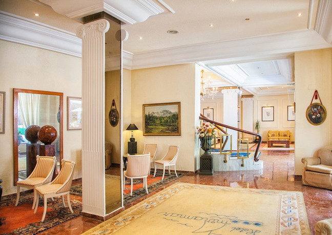 Imagen de los interiores del Hotel Miramar, Lanjarón ( Alpujarra ). Foto 6