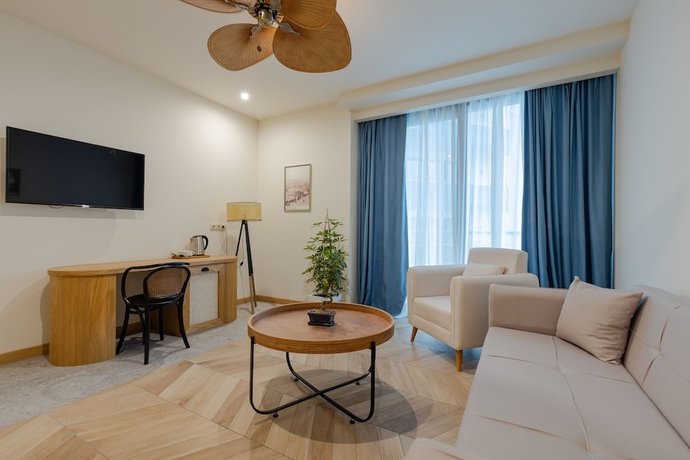 Imagen de la habitación del Hotel Miramar Luxury Residences. Foto 16