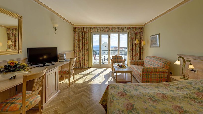 Imagen de la habitación del Hotel Miramar Opatija. Foto 8