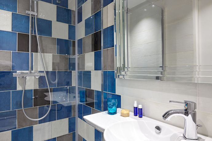 Imagen de la habitación del Hotel Miramar, Porte de Versailles. Foto 4