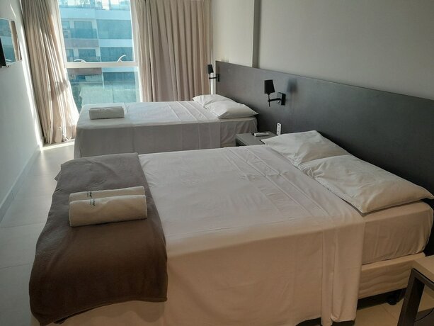 Imagen de la habitación del Hotel Miramar Qualit&egrave; Studio Praia. Foto 15