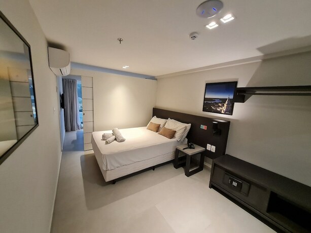 Imagen general del Hotel Miramar Qualit&egrave; Studio Praia. Foto 5