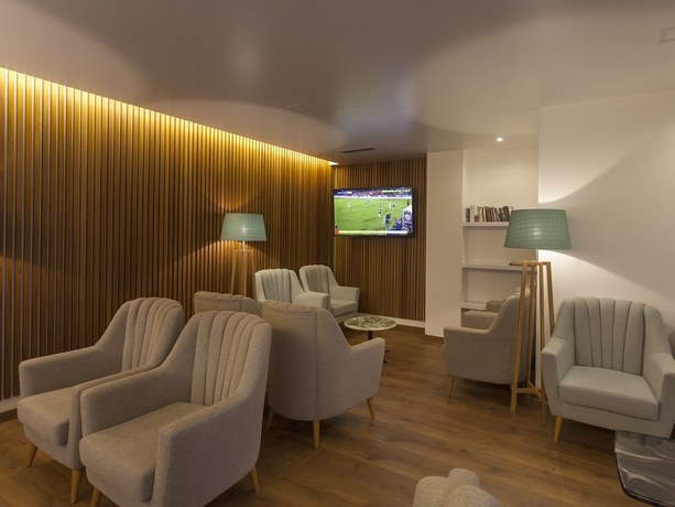 Imagen del bar/restaurante del Hotel Miramar - S&atilde;o Pedro De Moel. Foto 3