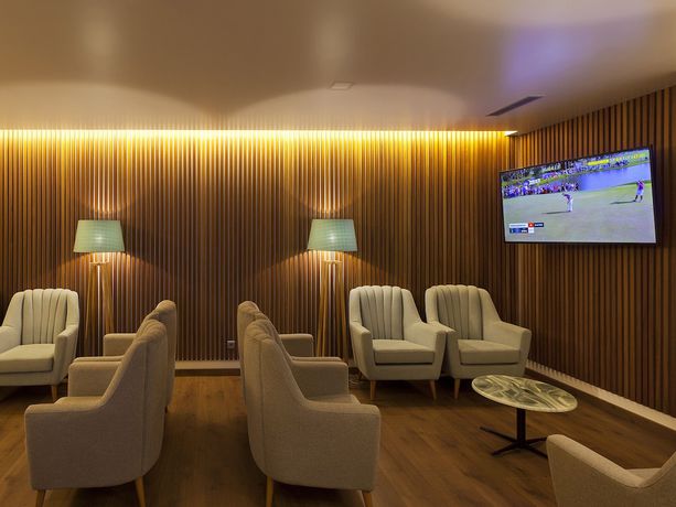 Imagen del bar/restaurante del Hotel Miramar - S&atilde;o Pedro De Moel. Foto 4