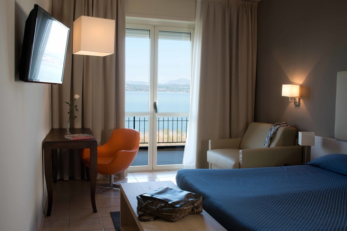 Imagen de la habitación del Hotel Miramar, Sirmione. Foto 3