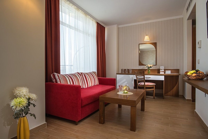 Imagen de la habitación del Hotel Miramar, Sozopol. Foto 5