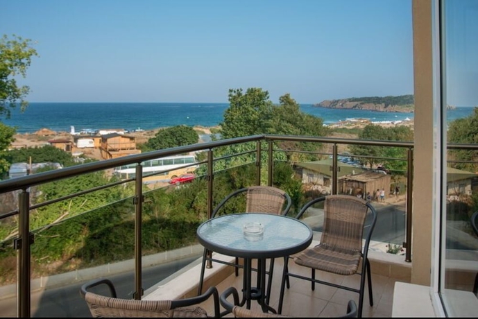 Imagen de la habitación del Hotel Miramar, Sozopol. Foto 7