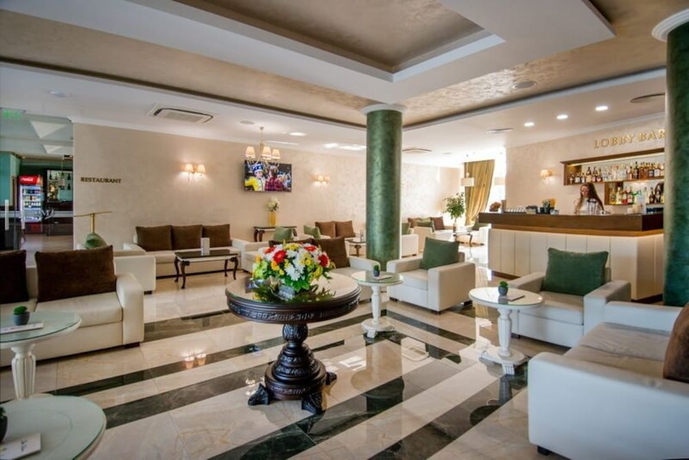 Imagen de los interiores del Hotel Miramar, Sozopol. Foto 12