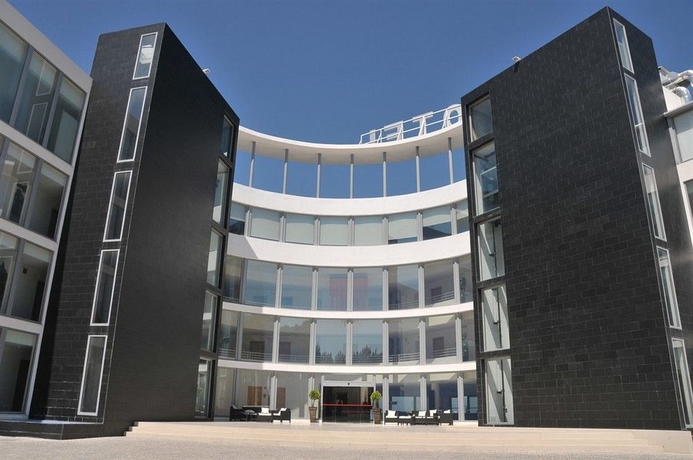 Imagen de los exteriores del Hotel Miramar Sul. Foto 2