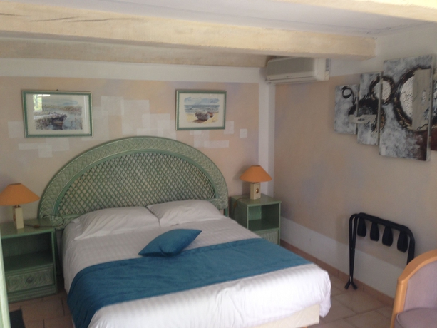 Imagen de la habitación del Hotel Miramar, VENCE. Foto 2