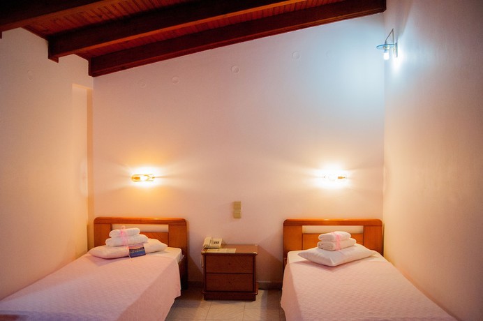 Imagen de la habitación del Hotel Miramare, Argostoli. Foto 10