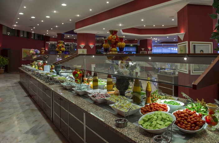Imagen del bar/restaurante del Hotel Miramare Beach. Foto 4