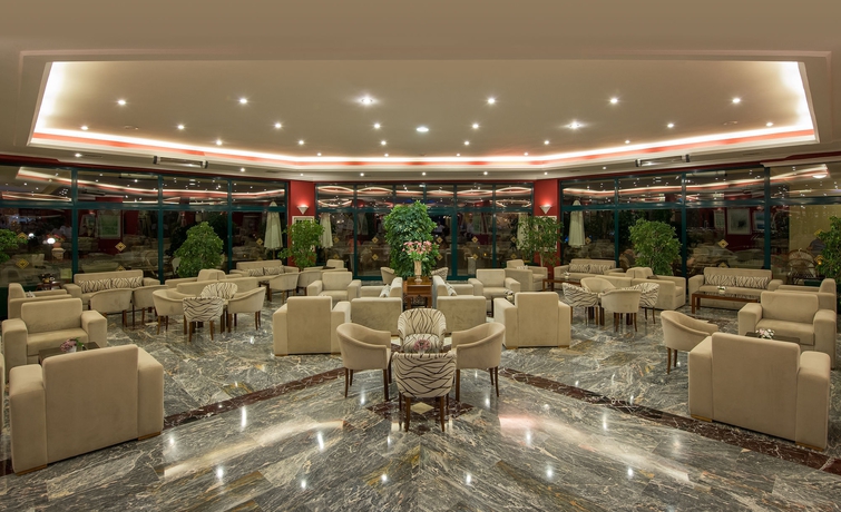 Imagen de los interiores del Hotel Miramare Beach. Foto 12