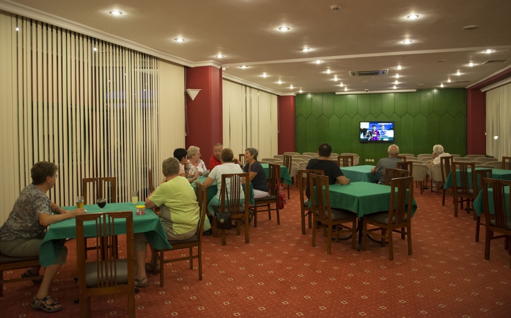 Imagen de los interiores del Hotel Miramare Beach. Foto 13