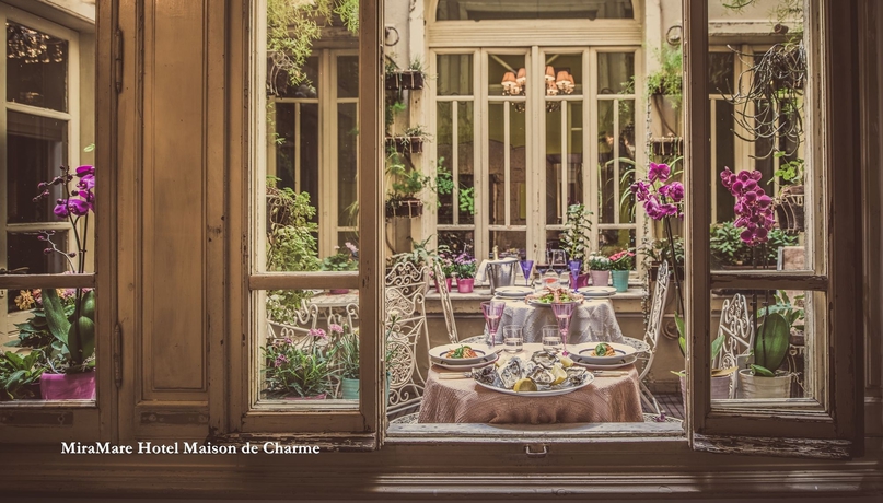 Imagen de los interiores del Hotel Miramare Cagliari Museo. Foto 13