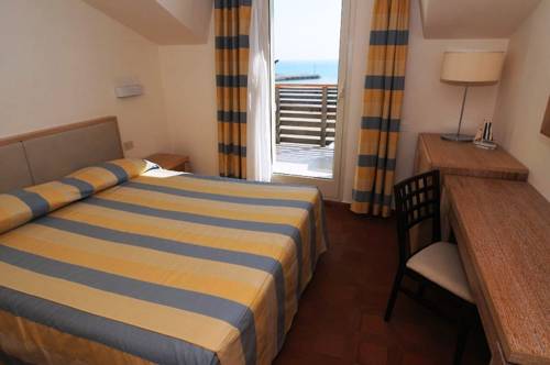 Imagen de la habitación del Hotel Miramare, Castiglione della Pescaia. Foto 13