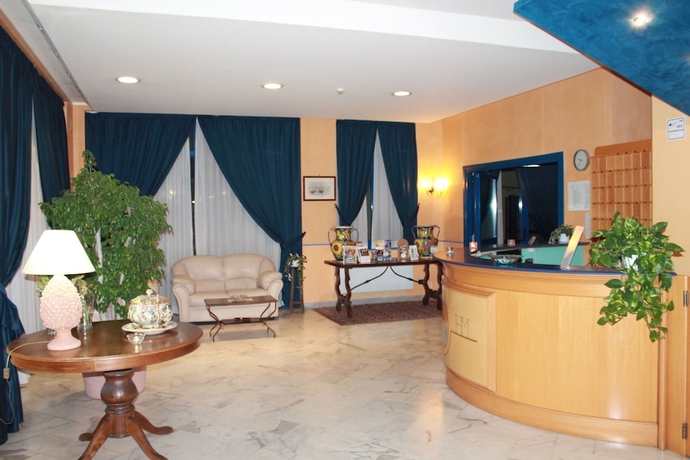 Imagen de los interiores del Hotel Miramare, Catania. Foto 19