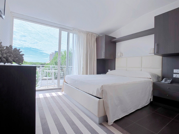 Imagen de la habitación del Hotel Miramare, Cervia. Foto 3