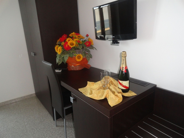 Imagen de la habitación del Hotel Miramare, Ciro Marina. Foto 3