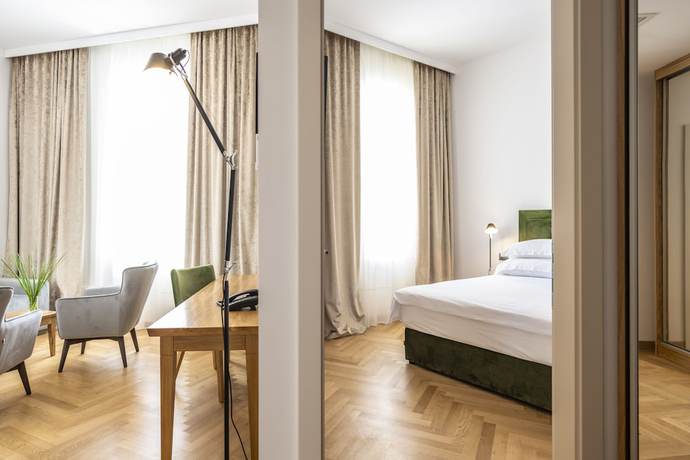 Imagen de la habitación del Hotel Miramare, Crikvenica. Foto 7