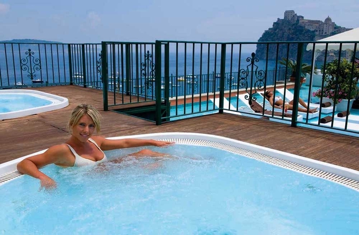 Imagen de la piscina del Hotel Miramare E Castello. Foto 13