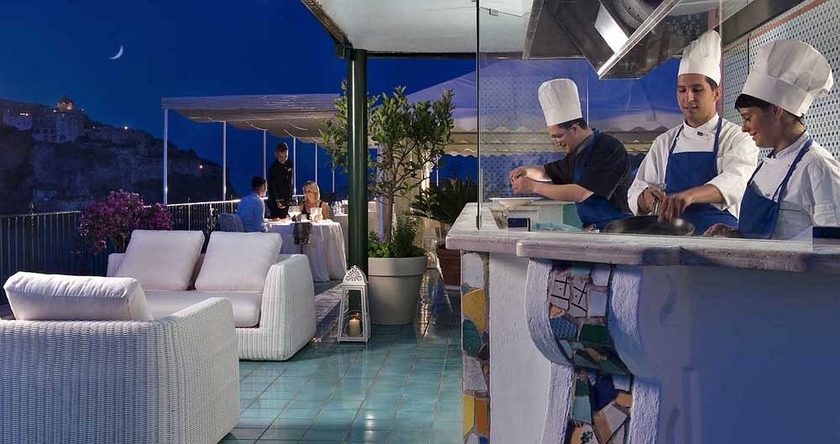 Imagen del bar/restaurante del Hotel Miramare E Castello. Foto 4