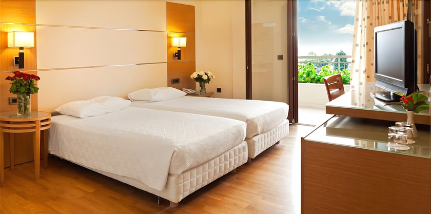 Imagen de la habitación del Hotel Miramare Eretria. Foto 11