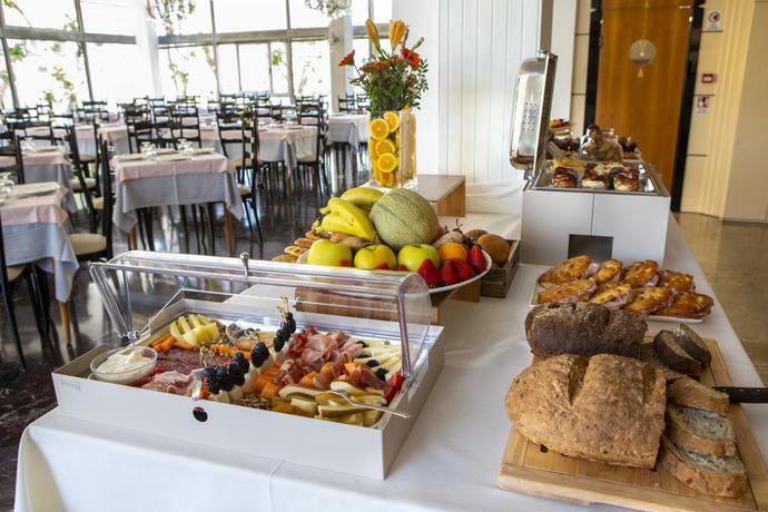 Imagen del bar/restaurante del Hotel Miramare Et De La Ville. Foto 4