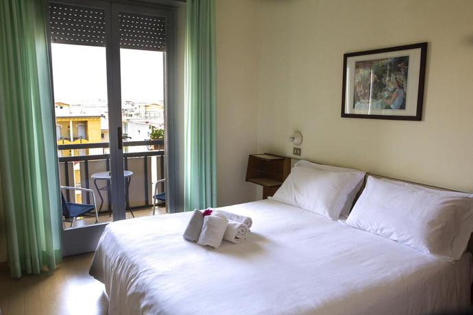 Imagen de la habitación del Hotel Miramare Et De La Ville. Foto 9