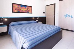 Imagen de la habitación del Hotel Miramare, Gal&iacute;poli. Foto 12