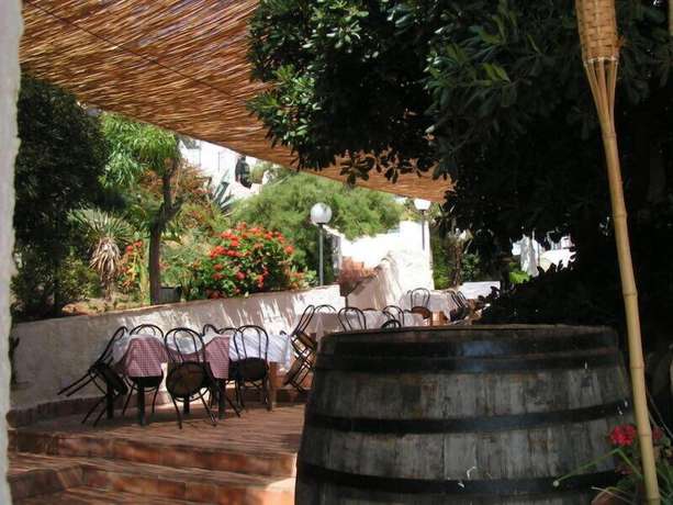 Imagen del bar/restaurante del Hotel Miramare Garzia. Foto 3