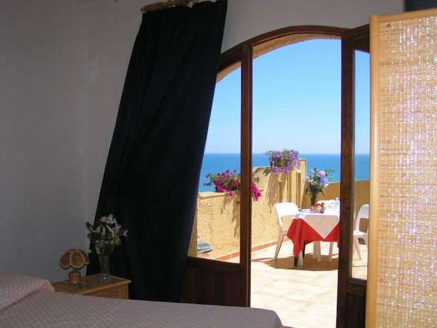 Imagen de la habitación del Hotel Miramare Garzia. Foto 4