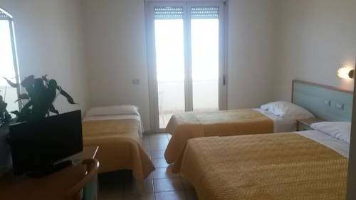 Imagen de la habitación del Hotel Miramare, Giulianova. Foto 2