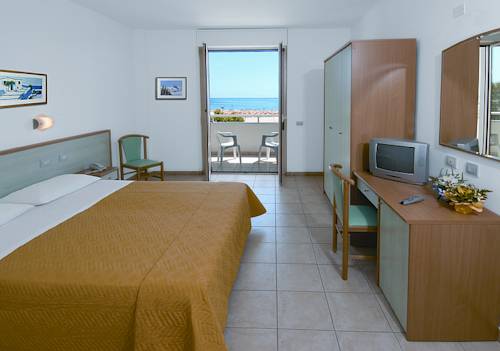 Imagen de la habitación del Hotel Miramare, Giulianova. Foto 3
