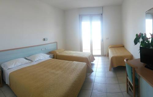 Imagen de la habitación del Hotel Miramare, Giulianova. Foto 4