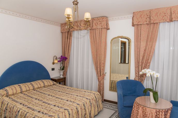 Imagen de la habitación del Hotel Miramare, Lignano Sabbiadoro. Foto 9