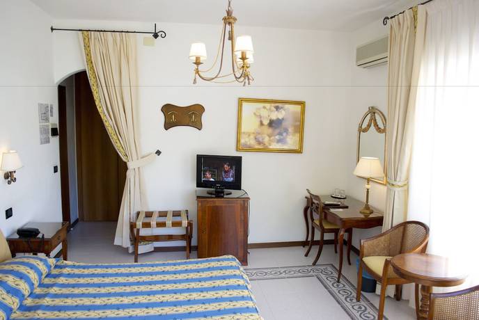 Imagen de la habitación del Hotel Miramare, Lignano Sabbiadoro. Foto 10