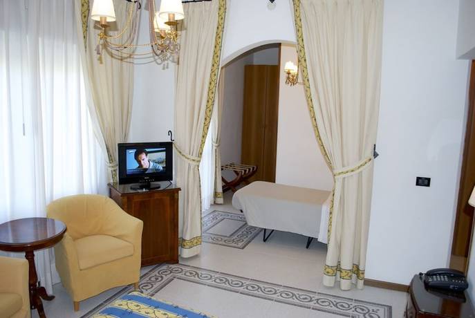 Imagen de la habitación del Hotel Miramare, Lignano Sabbiadoro. Foto 14