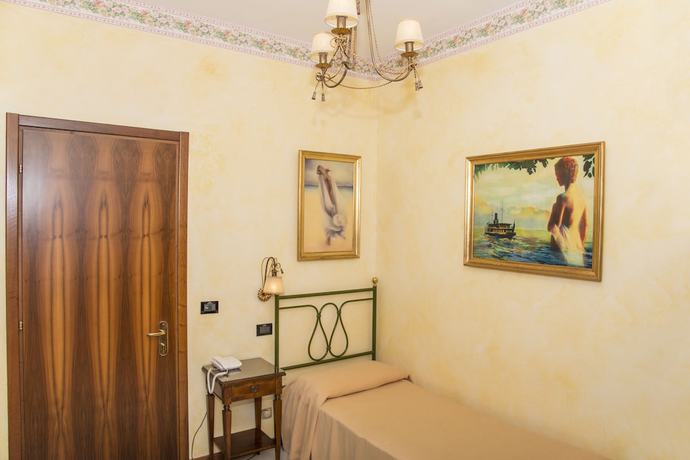 Imagen de la habitación del Hotel Miramare, Lignano Sabbiadoro. Foto 15