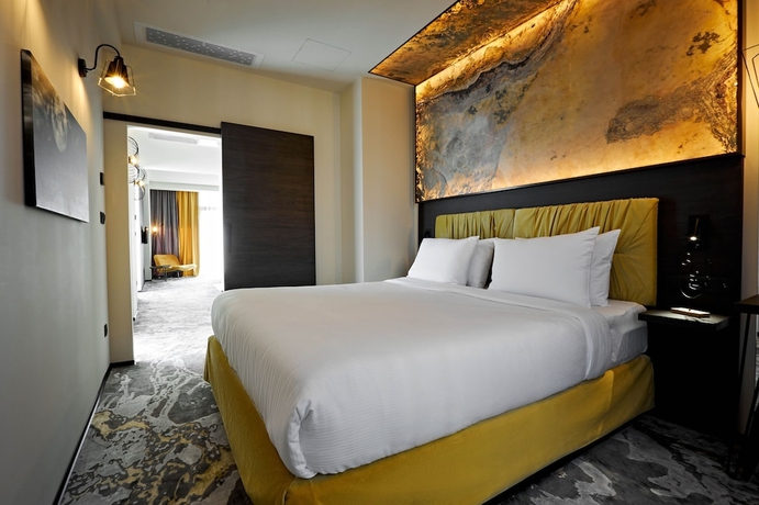 Imagen de la habitación del Hotel Miramare Magnetic Beach. Foto 2