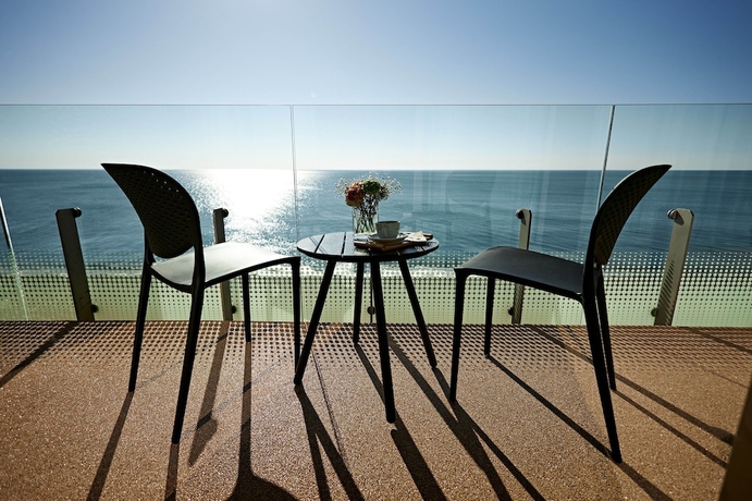 Imagen de la habitación del Hotel Miramare Magnetic Beach. Foto 7