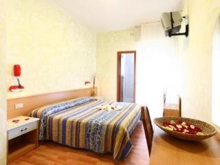 Imagen general del Hotel Miramare, Mondolfo. Foto 3