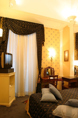 Imagen de la habitación del Hotel Miramare, Nápoles. Foto 12