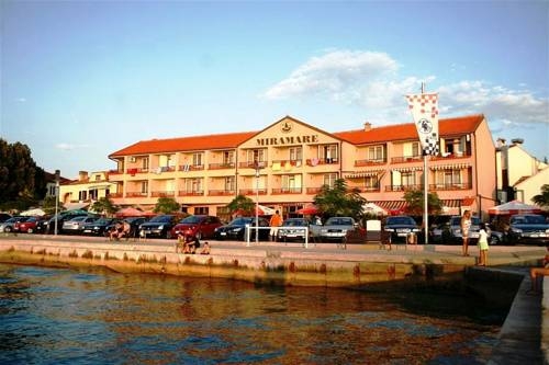 Imagen general del Hotel Miramare Njivice. Foto 12