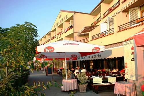 Imagen general del Hotel Miramare Njivice. Foto 13