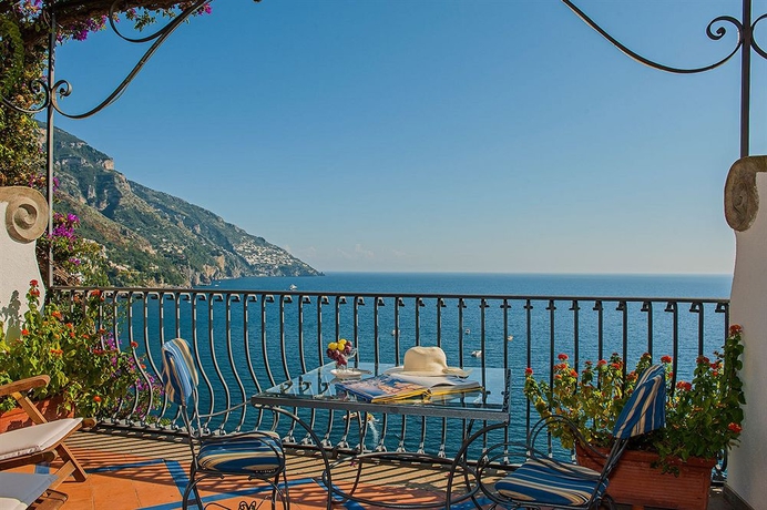 Imagen de los exteriores del Hotel Miramare, Positano. Foto 12