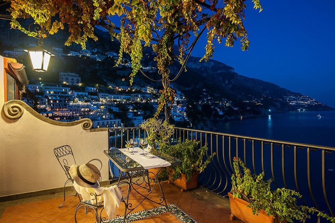 Imagen de la habitación del Hotel Miramare, Positano. Foto 6